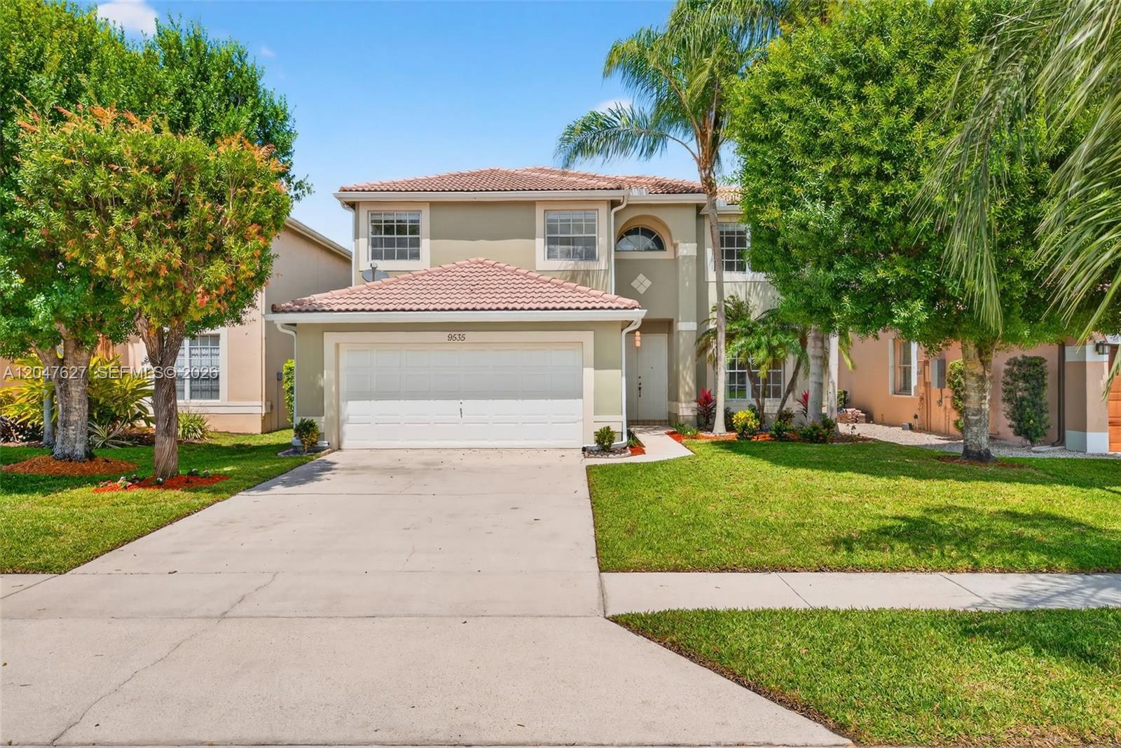 9535 Fox Trot Ln, Boca Raton FL 33496 photo 2