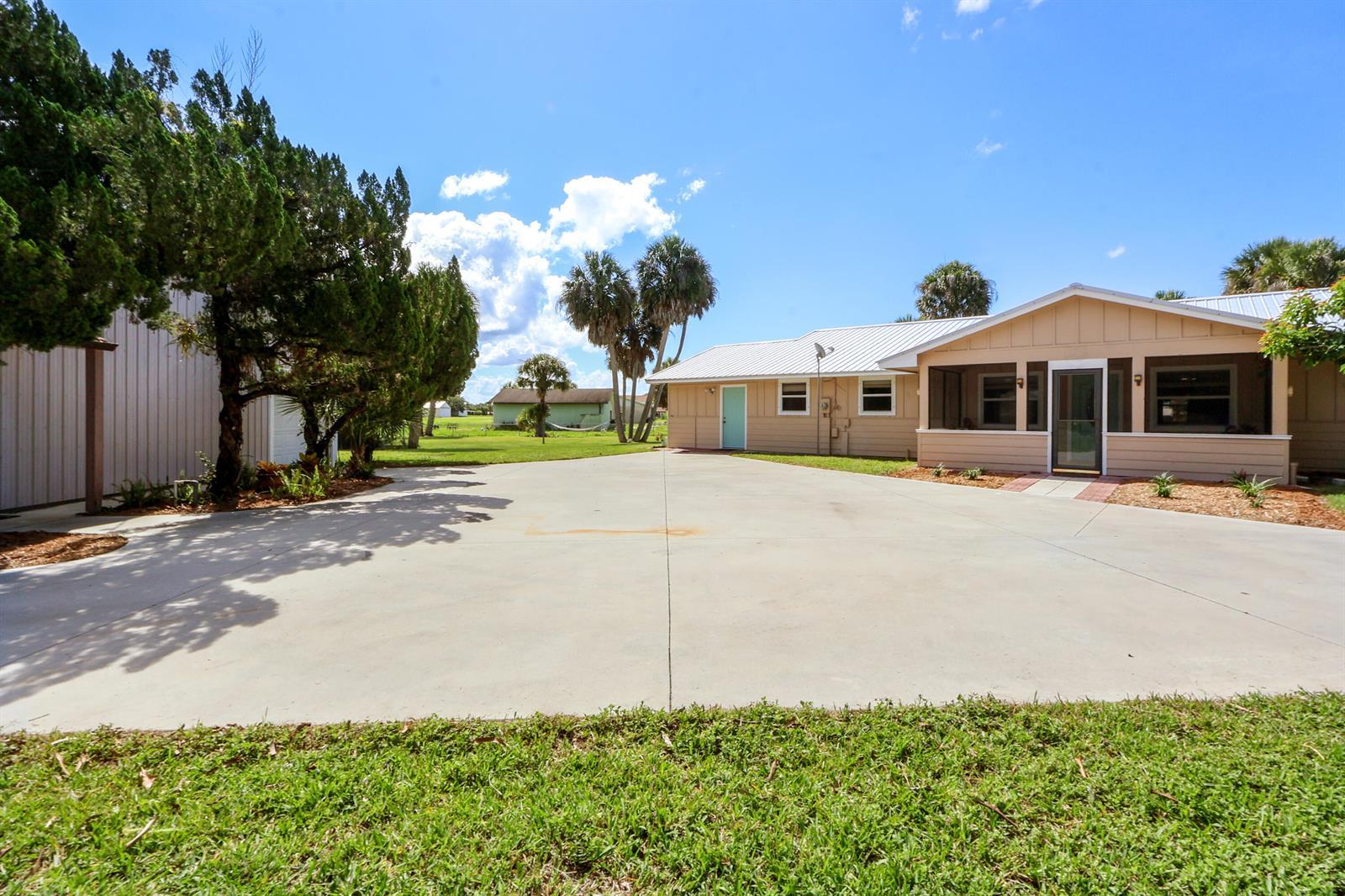 13605 SW 144th Parkway, Okeechobee FL 34974 photo 3