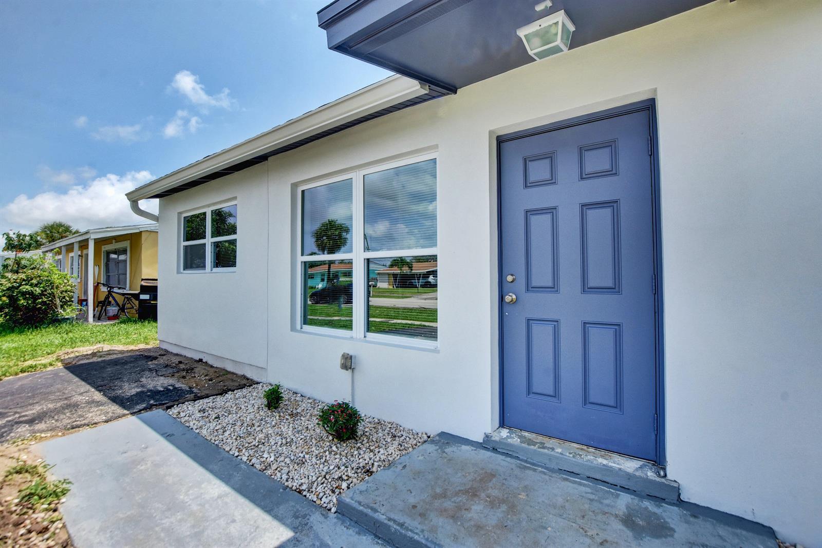 9188 Birmingham Drive, Palm Beach Gardens FL 33410 photo 3
