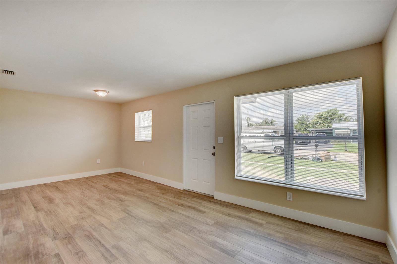 9188 Birmingham Drive, Palm Beach Gardens FL 33410 photo 5