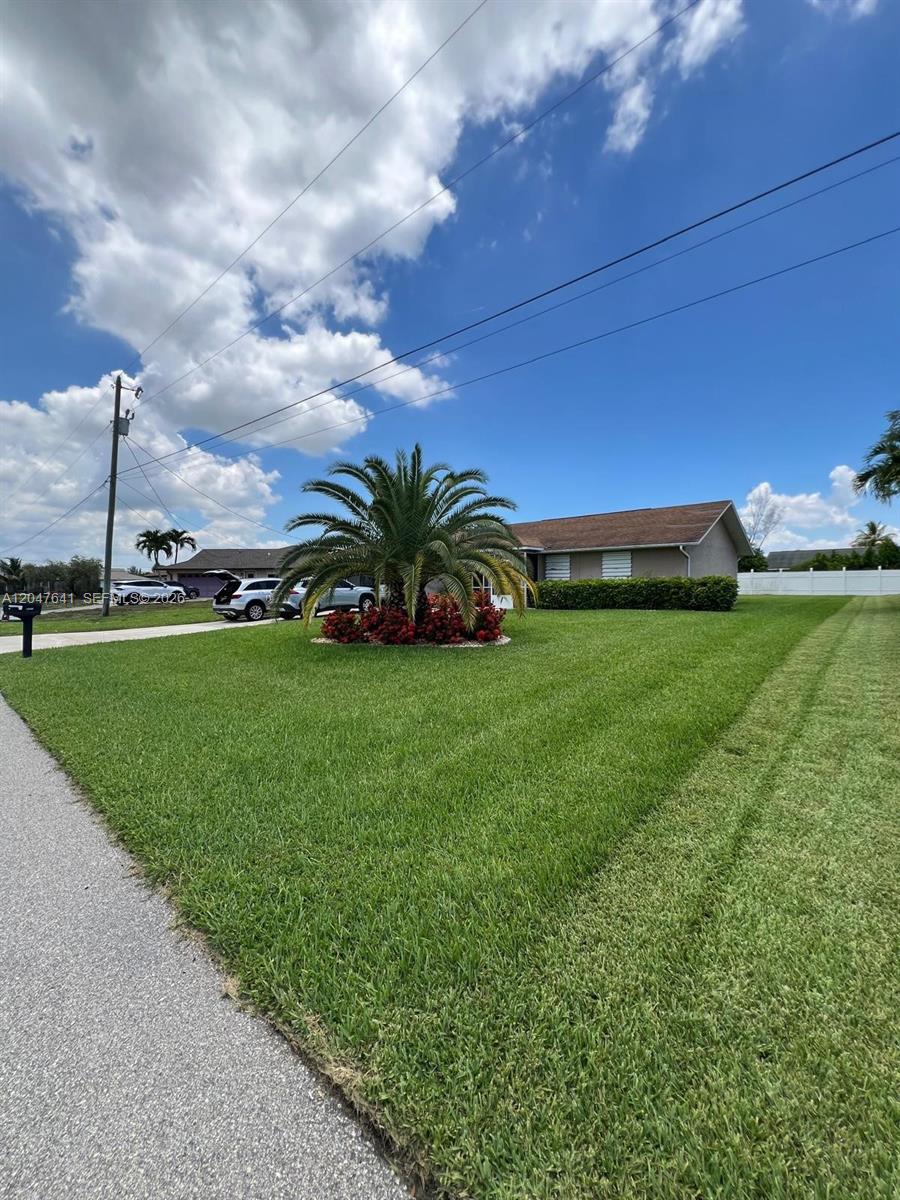 3207 SE 1st PL, Cape Coral FL 33904 photo 4