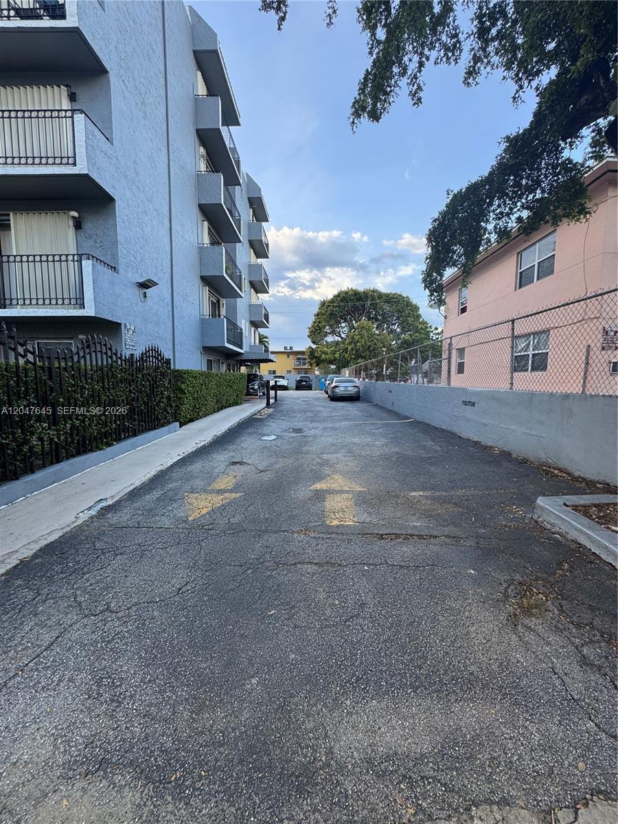1933 SW 7th St # 504, Miami FL 33135 photo 4