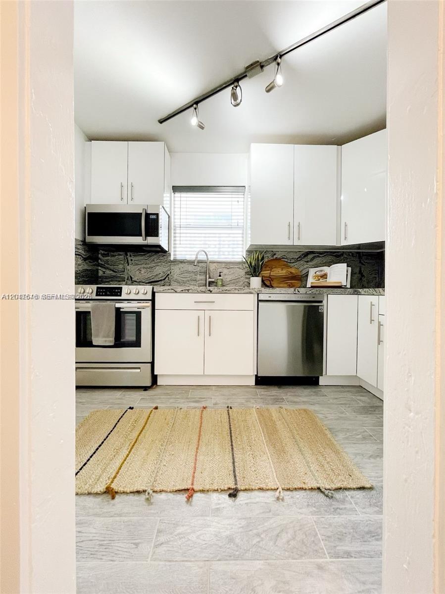 1040 Lenox Ave # 1040, Miami Beach FL 33139 photo 3