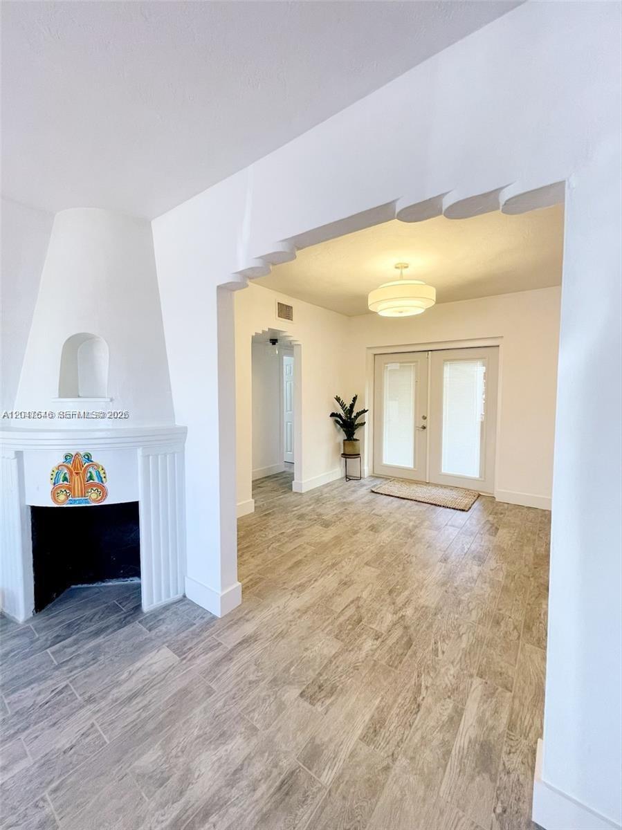 1040 Lenox Ave # 1040, Miami Beach FL 33139