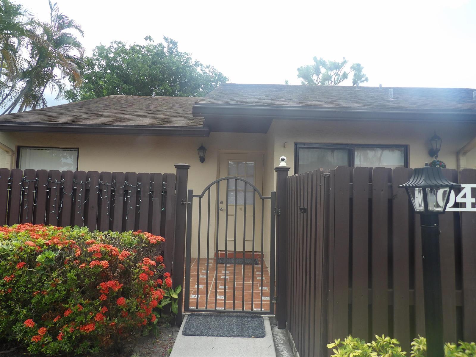 604 Sea Pine Way # A, FL 33415 photo 3