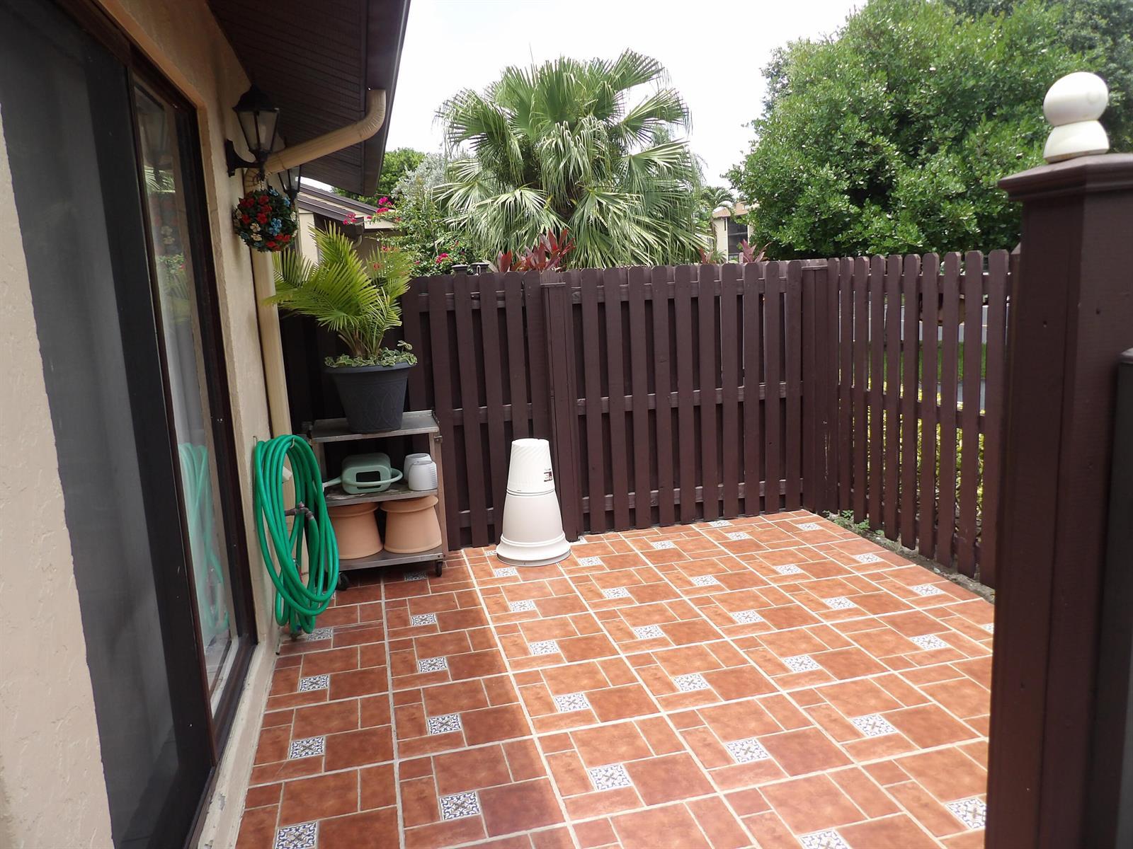 604 Sea Pine Way # A, FL 33415 photo 4
