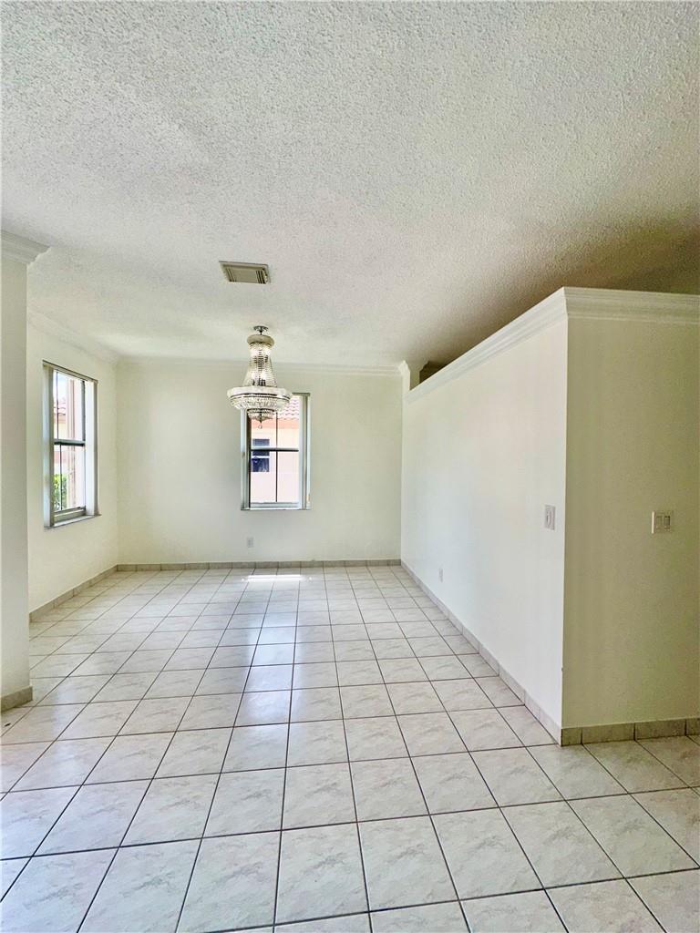7470 NW 1st Place, Plantation FL 33317 photo 3