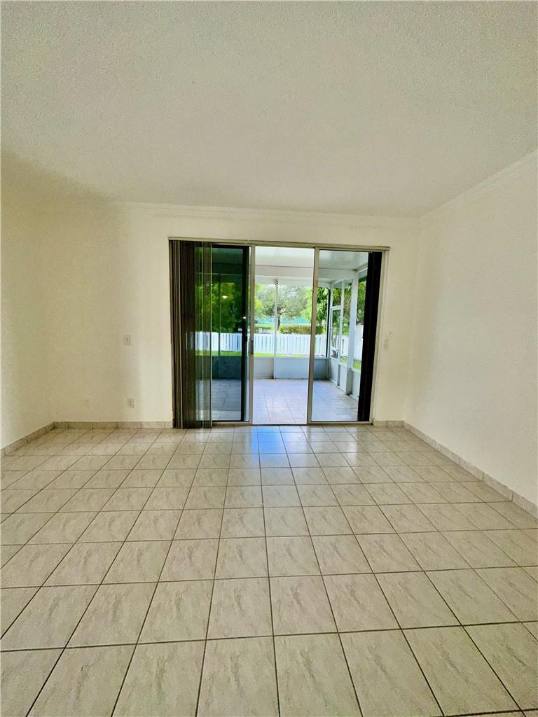 7470 NW 1st Place, Plantation FL 33317 photo 5