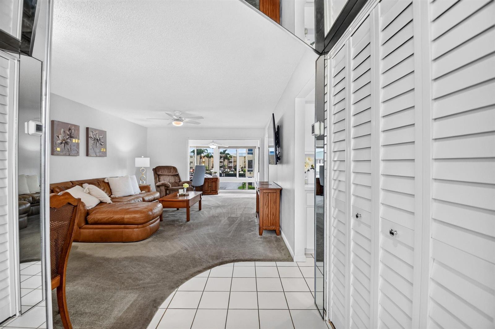 25 Colonial Club Drive # 205, Boynton Beach FL 33435 photo 4