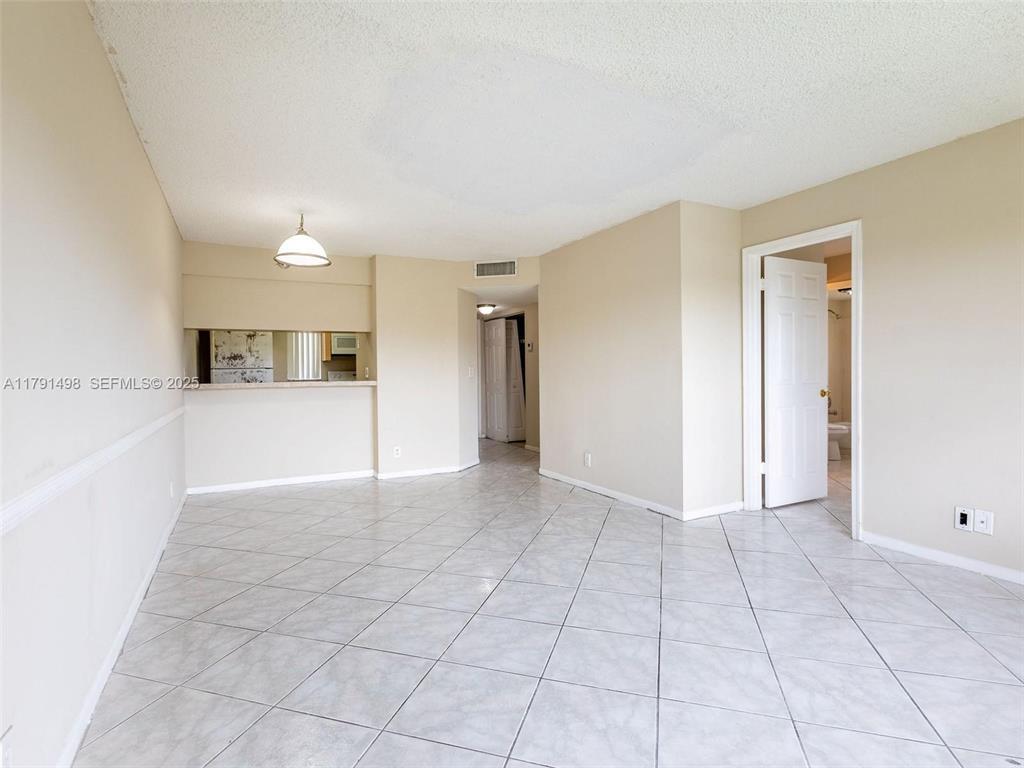 10106 Twin Lakes Drive Unit 4, Coral Springs FL 33071 photo 5