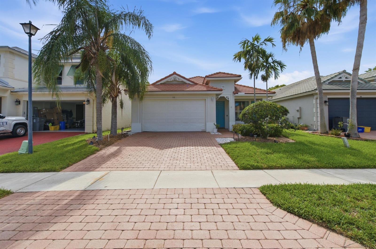 732 Belle Grove Lane, West Palm Beach FL 33411 photo 2