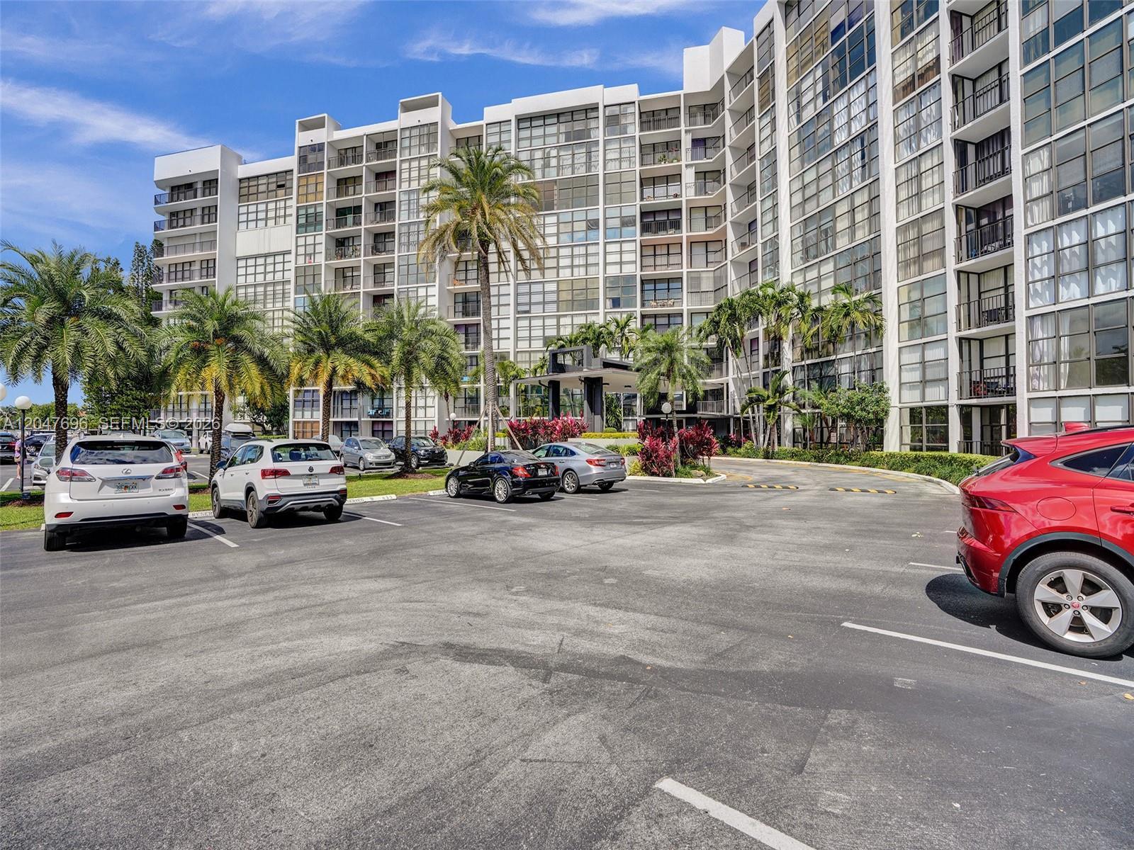 800 Parkview Dr # 131, Hallandale Beach FL 33009 photo 3
