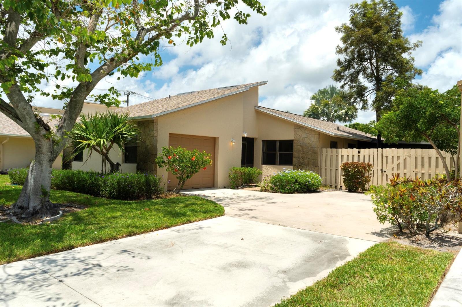 3155 NW 9th Street, Delray Beach FL 33445 photo 2