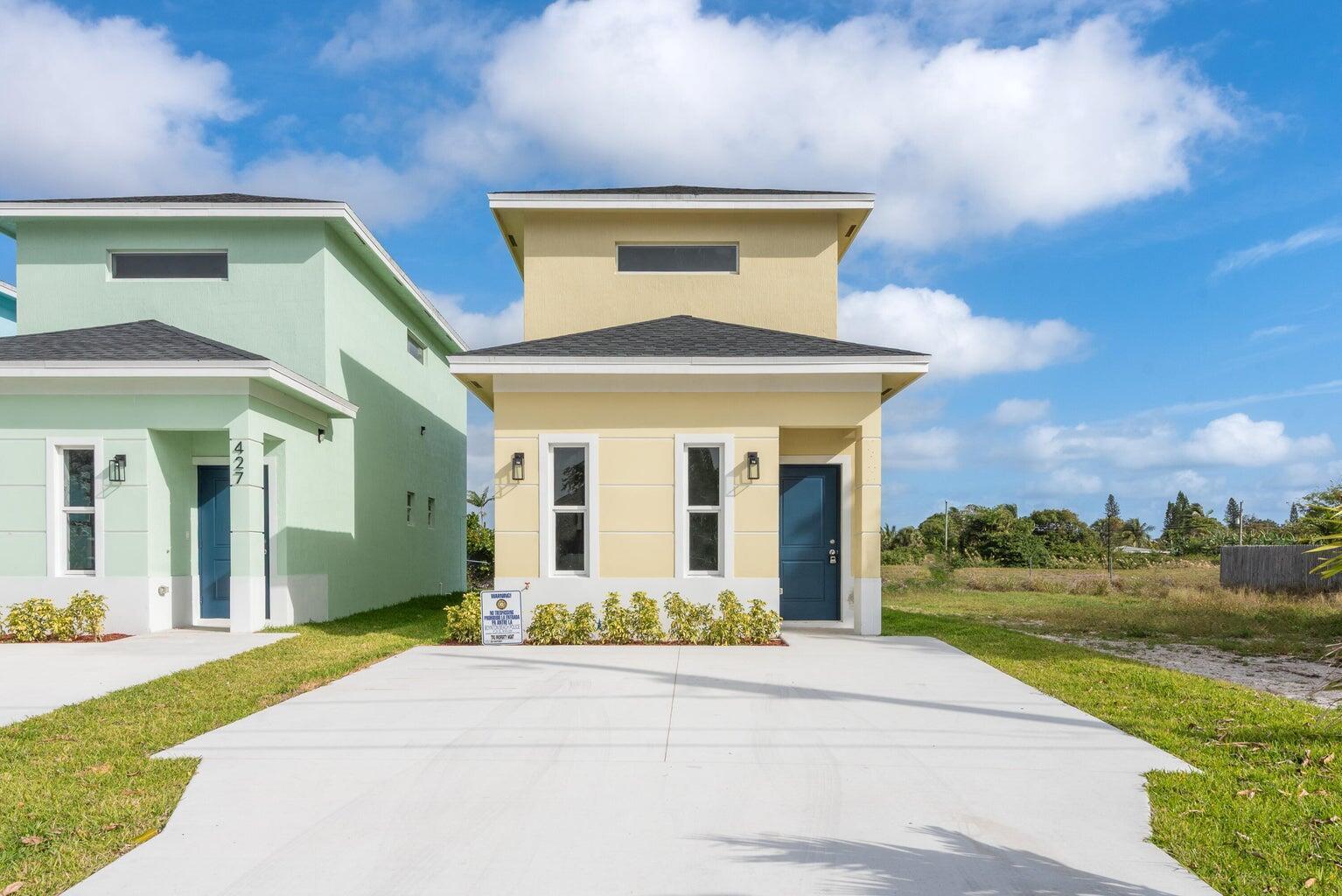 425 NW 13th Avenue, Boynton Beach FL 33435