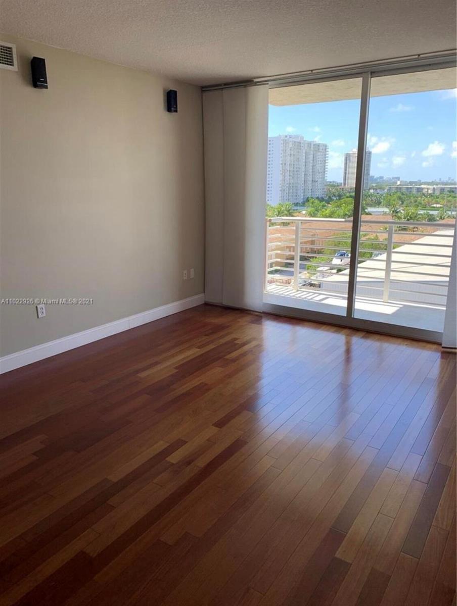 18800 NE 29th Avenue # 815, Aventura FL 33180 photo 5