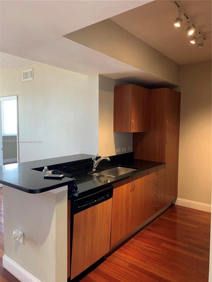 18800 NE 29th Avenue # 815, Aventura FL 33180 photo 4
