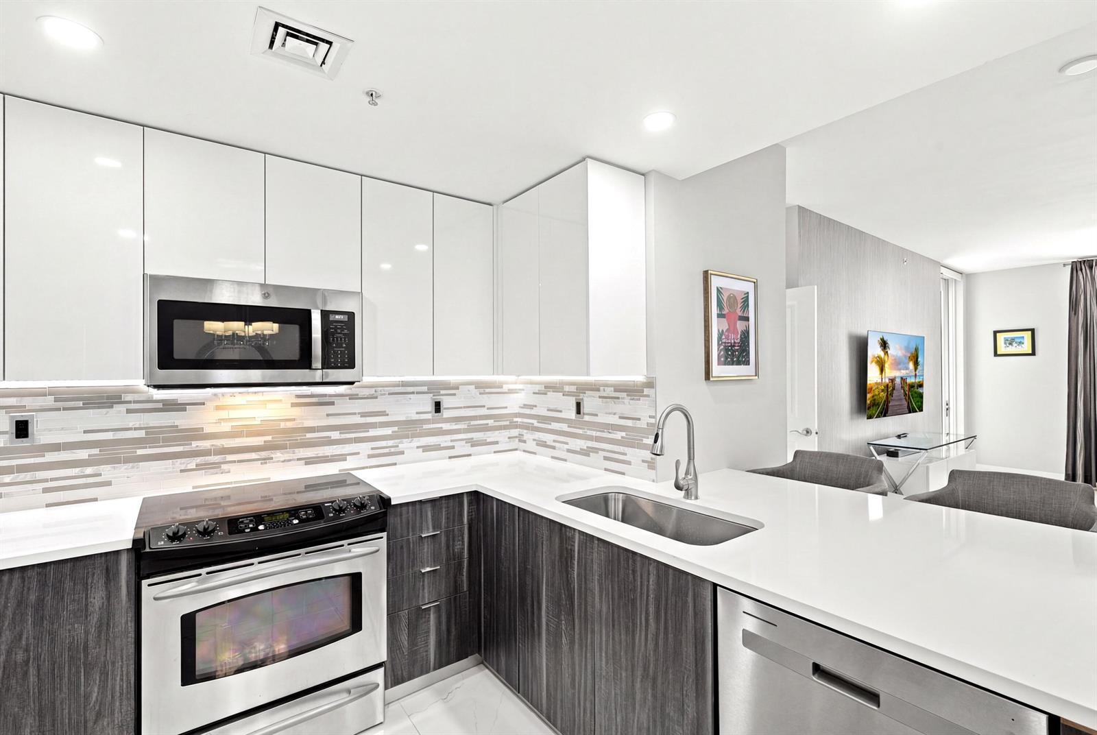 511 SE 5 Avenue # 1208, Fort Lauderdale FL 33301