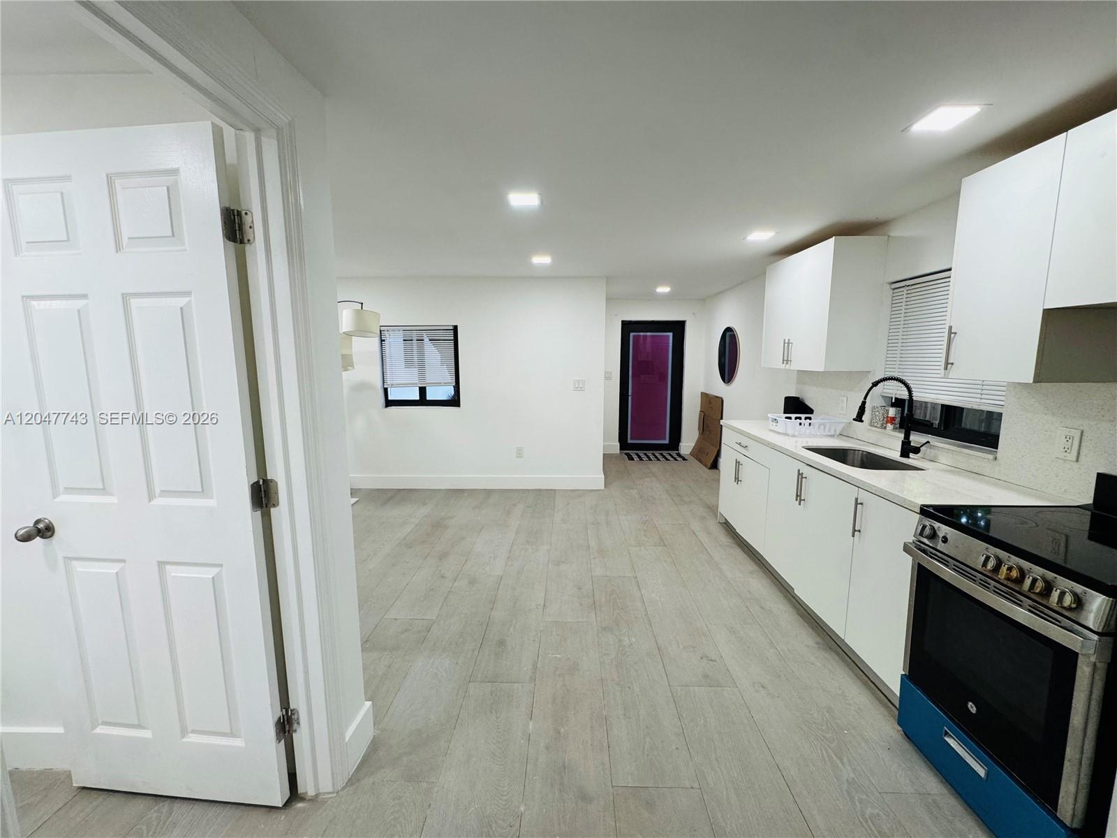 520 NW 45th St # 2, Miami FL 33127 photo 4