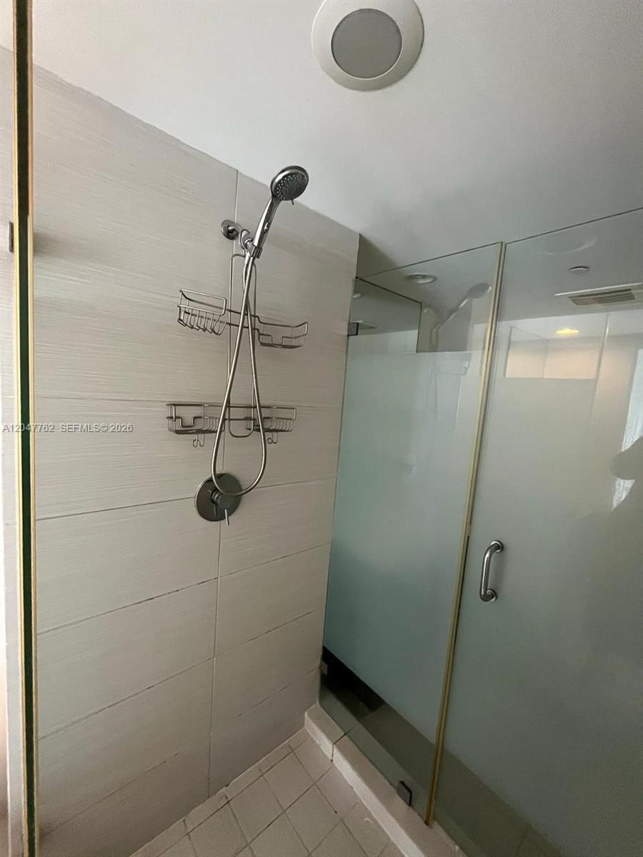 31 SE 6th St # 1004, Miami FL 33131 photo 5