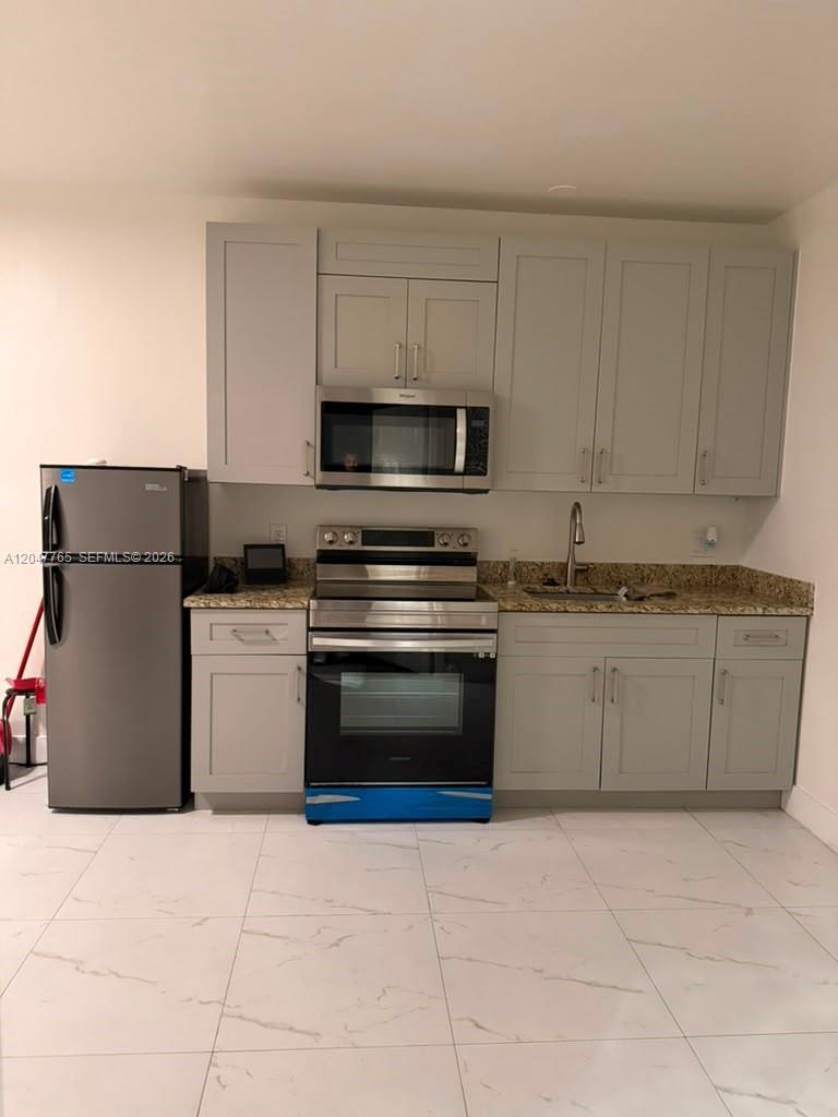2621 SW 12th Ter # B, Fort Lauderdale FL 33315 photo 5