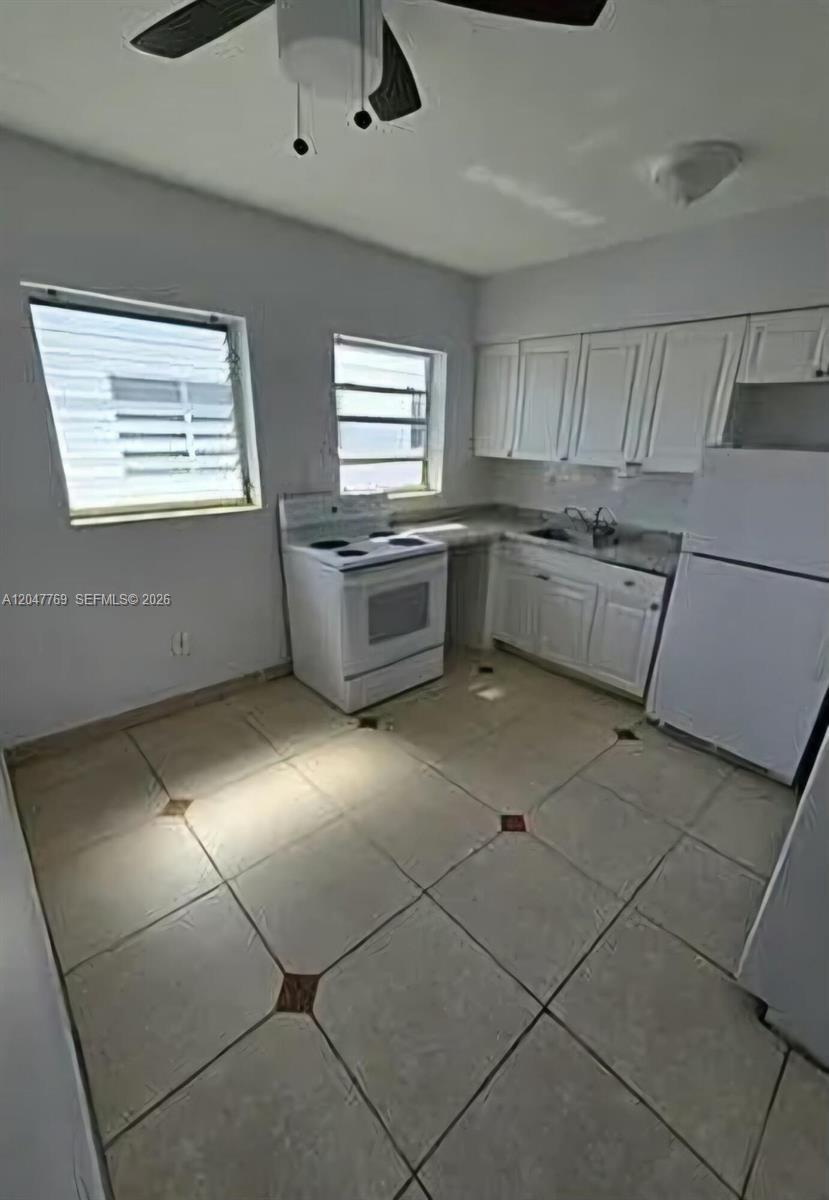 1420 NE 171st St # 2, North Miami Beach FL 33162 photo 2