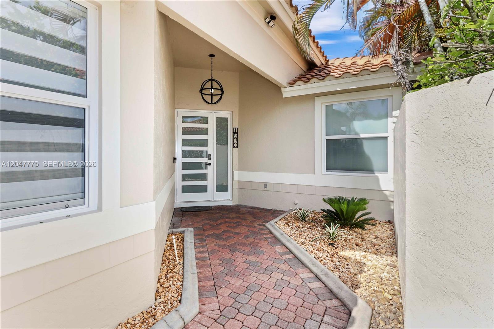 1530 W Lacosta Dr W, Pembroke Pines FL 33027 photo 3