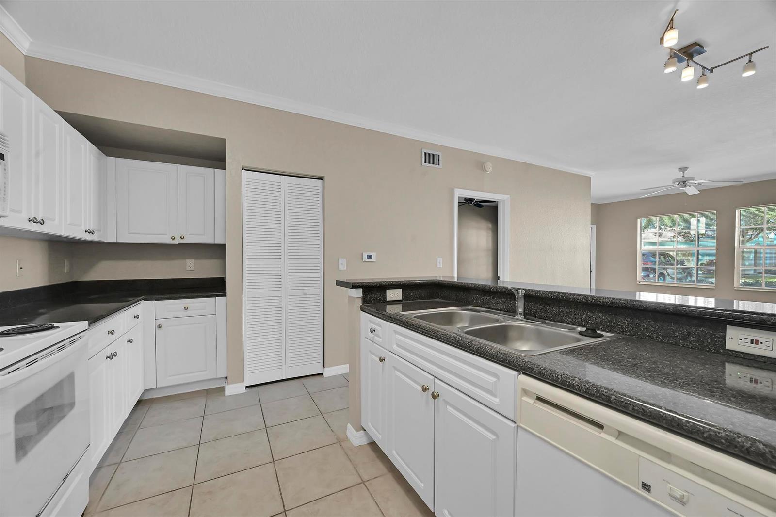 196 SE Kitching Circle, Stuart FL 34994 photo 2