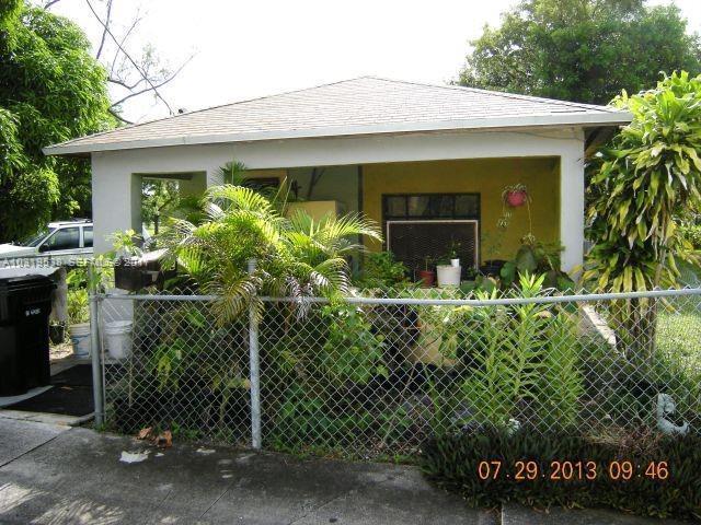 422 NW 7th Terrace, Fort Lauderdale FL 33311