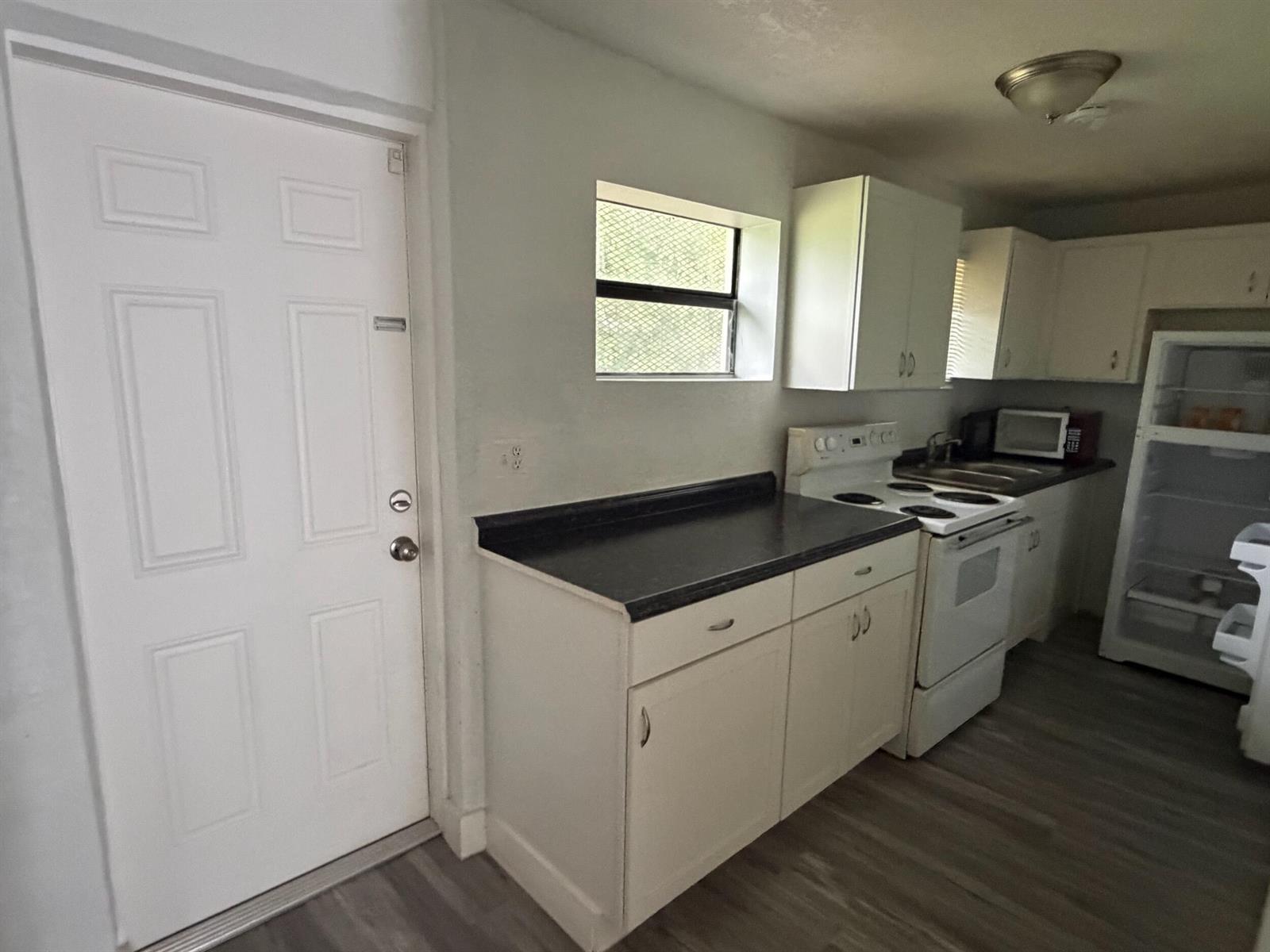 422 NW 7TH Terrace, Fort Lauderdale FL 33311 photo 5