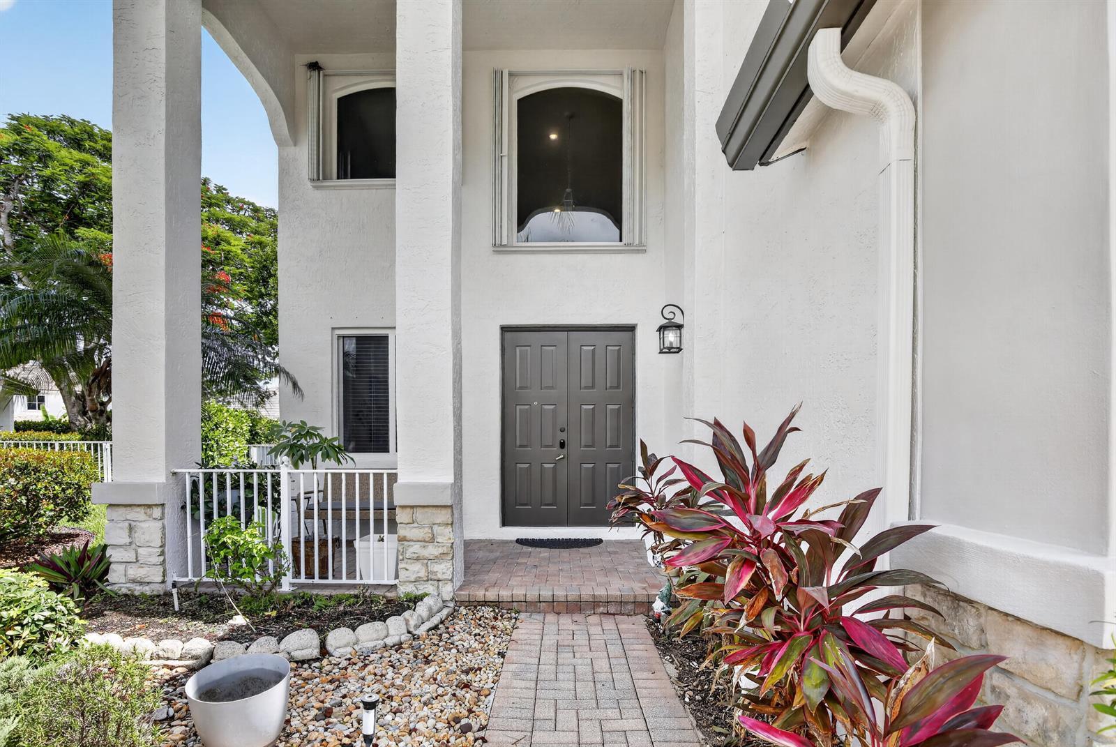 3701 Condor Court, Weston FL 33331 photo 2