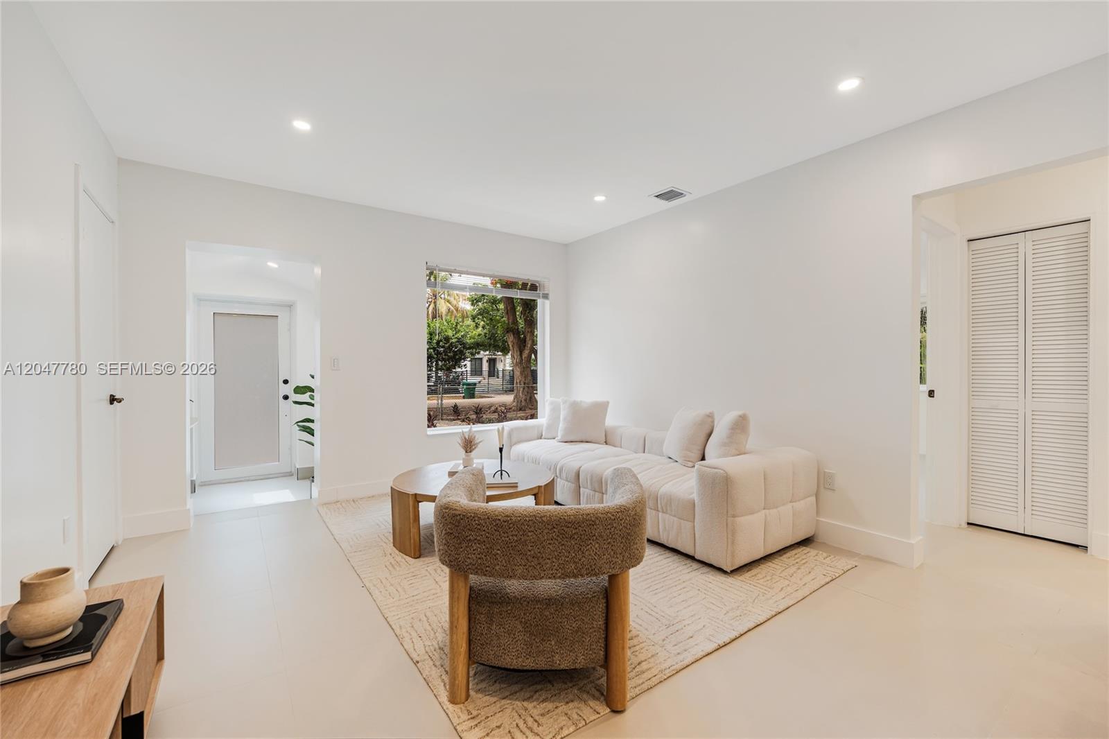1070 NW 44th St, Miami FL 33127 photo 3