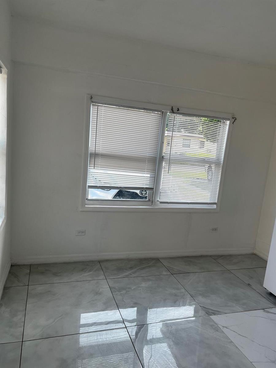1212 NW 13th Court, Fort Lauderdale FL 33311 photo 3