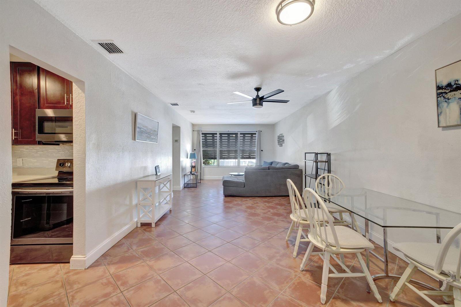 2400 NE 33rd Avenue # 211, Fort Lauderdale FL 33305 photo 5