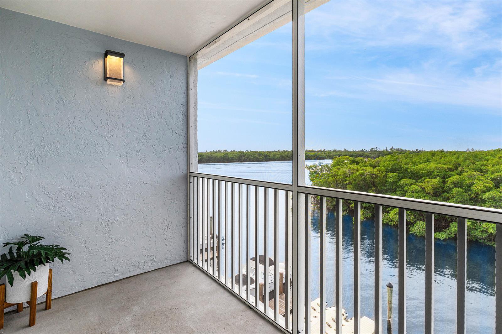 689 NE 6th Court # 4050, Boynton Beach FL 33435