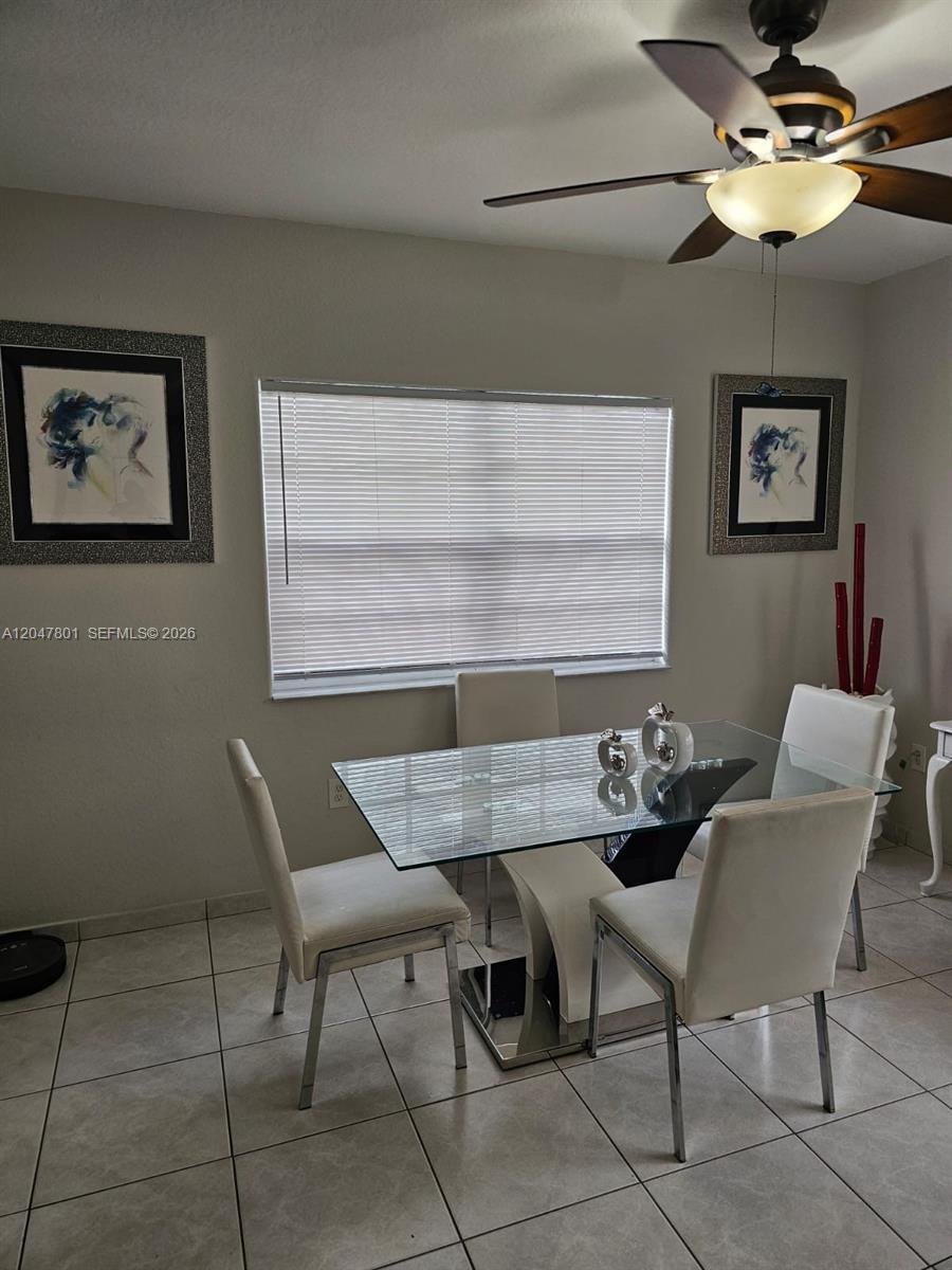 7565 N Augusta Dr # 7567, Hialeah FL 33015 photo 3