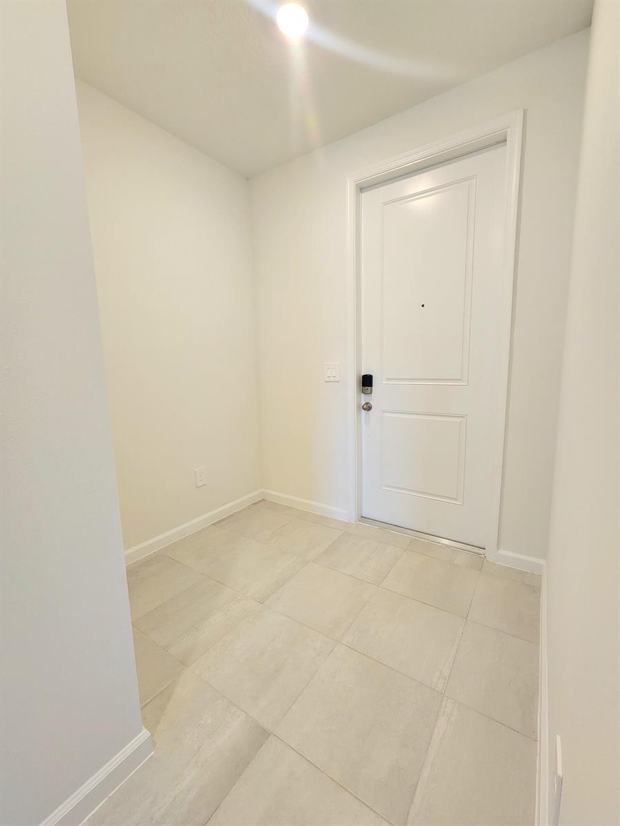 629 Salisbury Circle, Fort Pierce FL 34982 photo 3