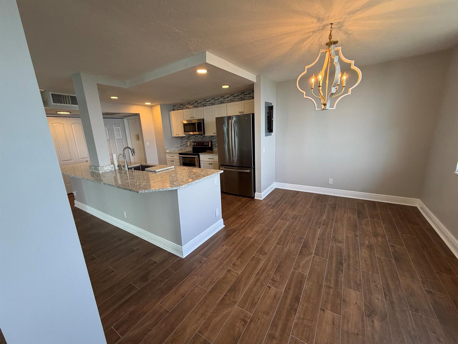 1147 Hillsboro Mile # 214, Hillsboro Beach FL 33062 photo 4