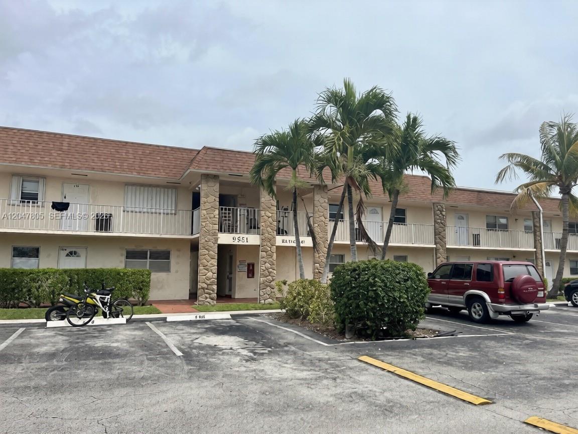 9851 Sandalfoot Blvd # 213, Boca Raton FL 33428