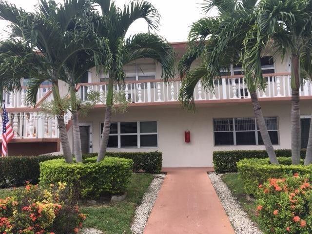 2 Coventry A # 2, West Palm Beach FL 33417
