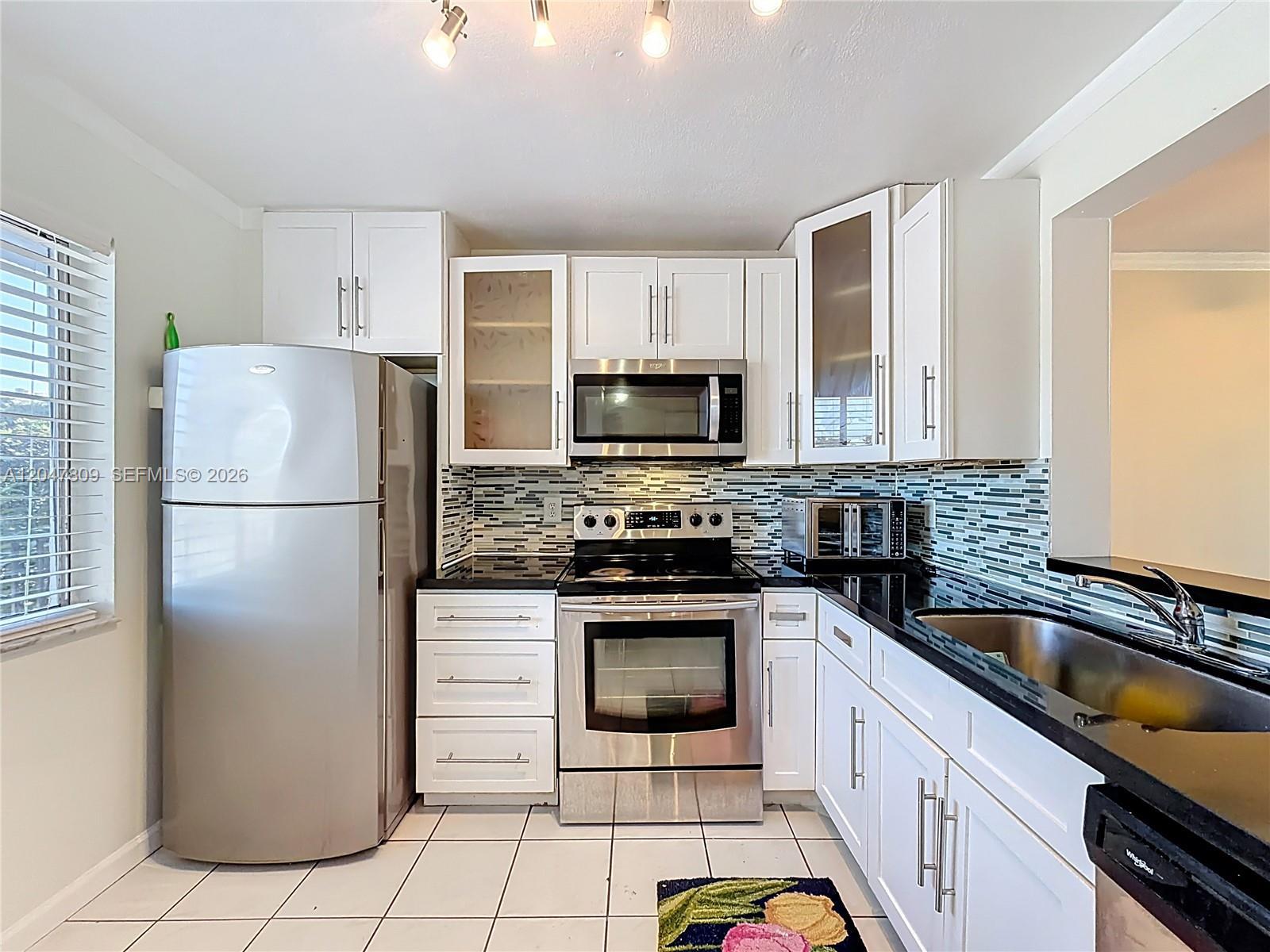 8740 N North Sherman Cir # 206, Miramar FL 33025 photo 5