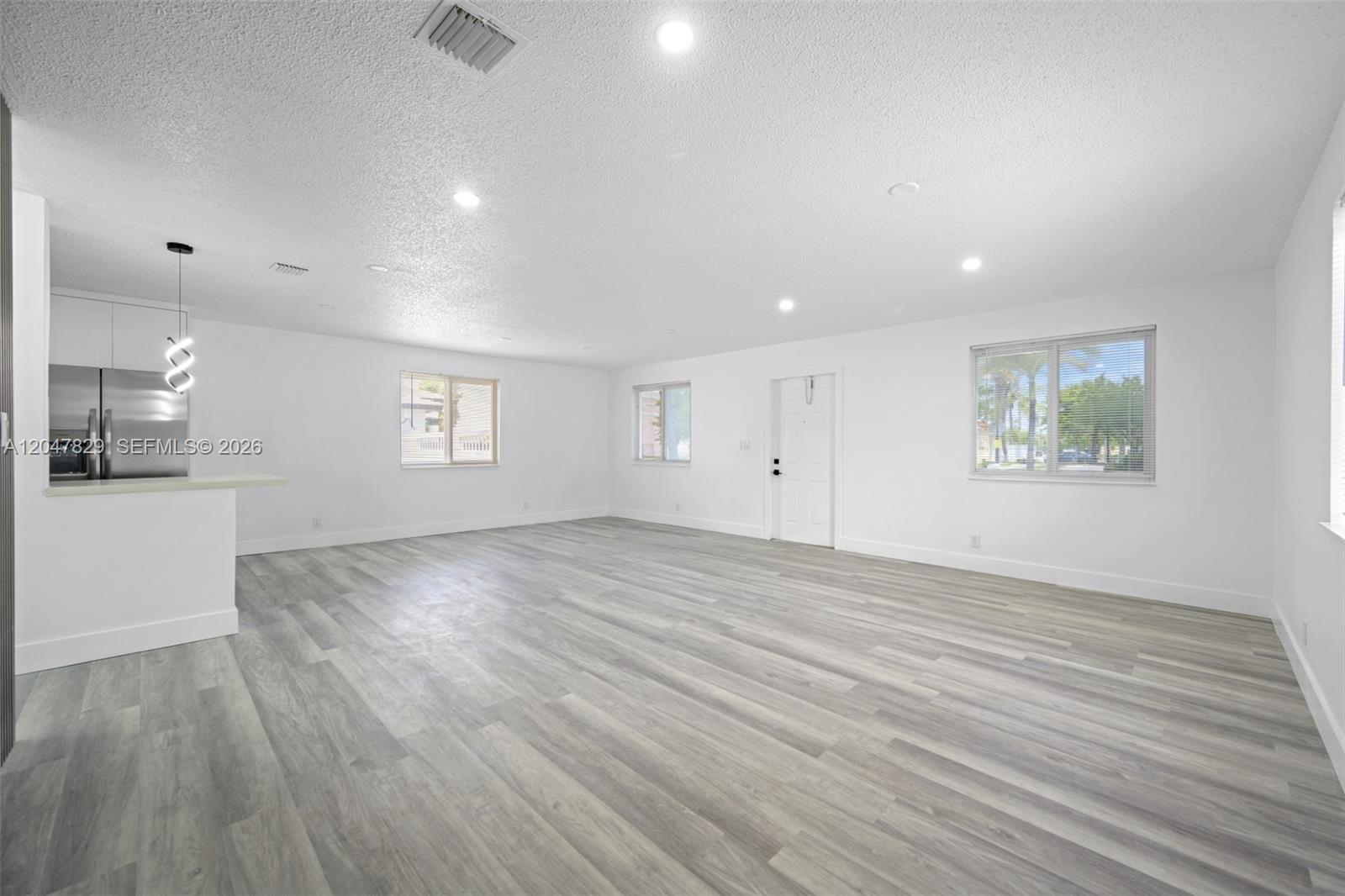 5580 Plunkett St, Hollywood FL 33021 photo 3