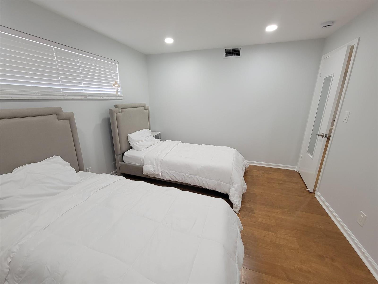 9411 N Hollybrook Lake Drive # 209, Pembroke Pines FL 33025 photo 5
