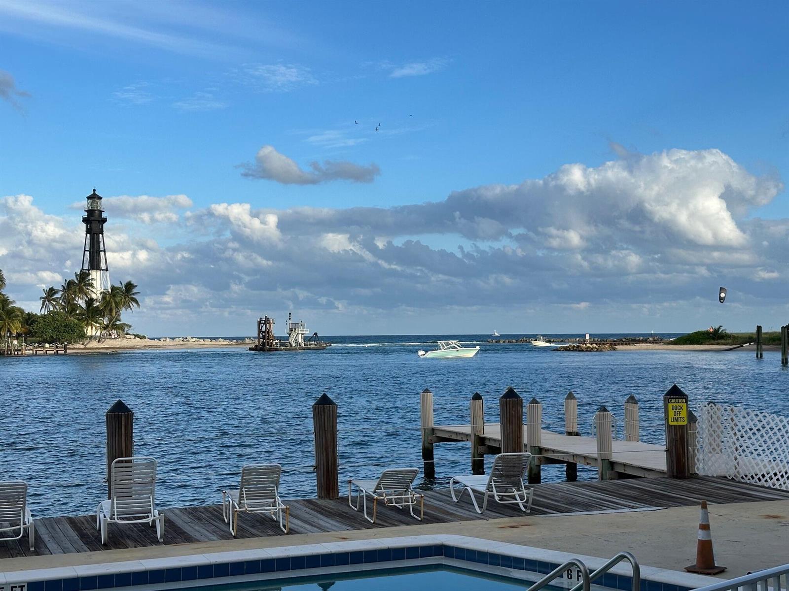2508 Bay Drive, Pompano Beach FL 33062 photo 2