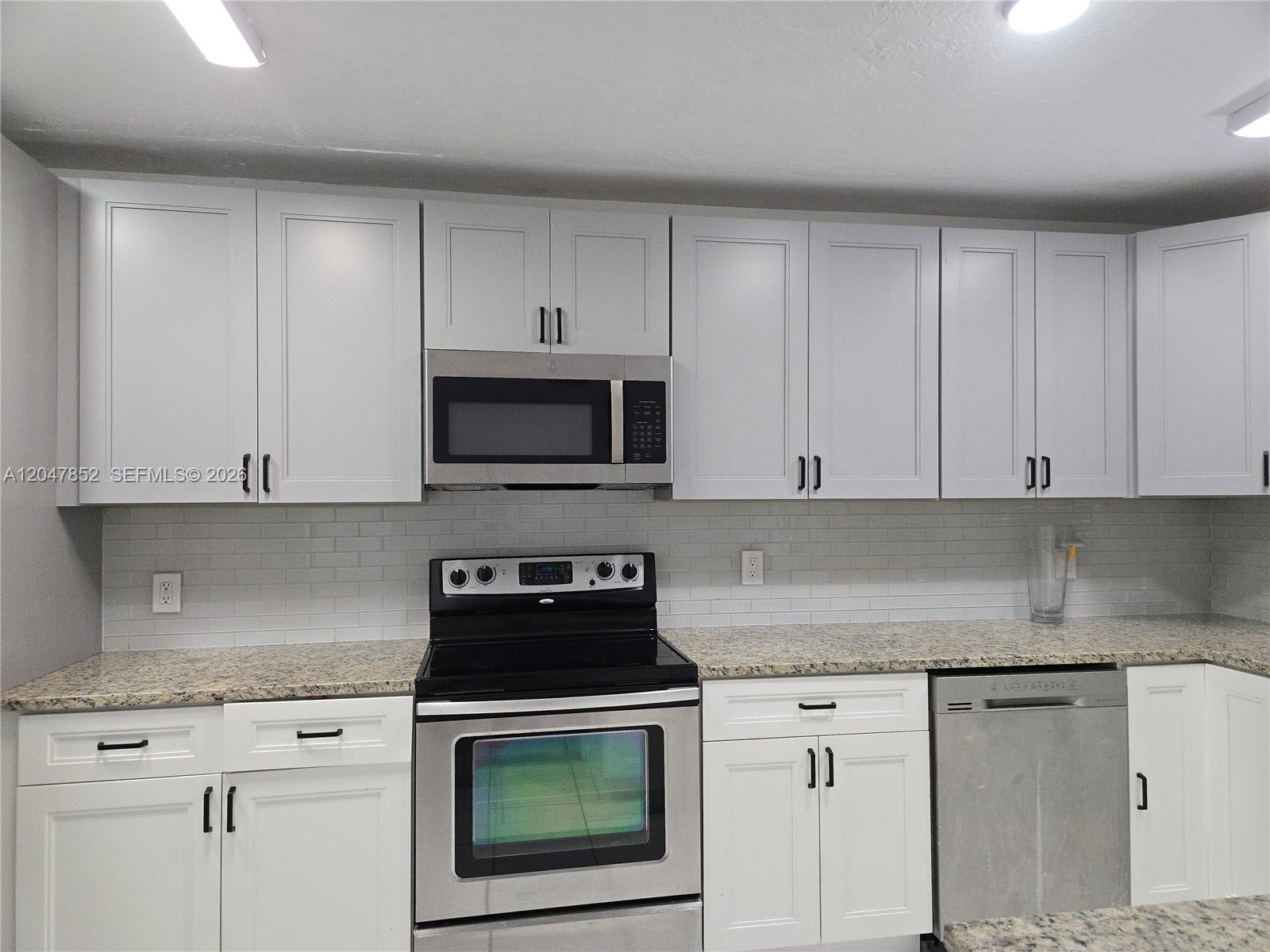 Fort Lauderdale, FL 33315 photo 2