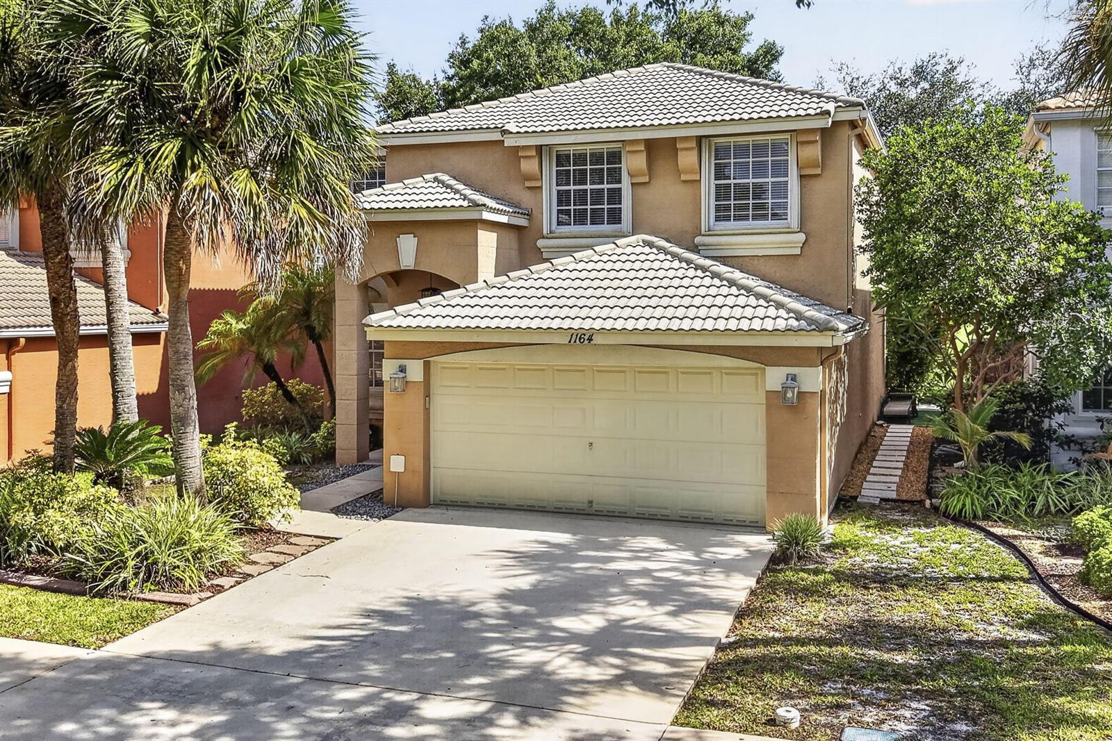 1164 Oakwater Drive, Royal Palm Beach FL 33411 photo 2