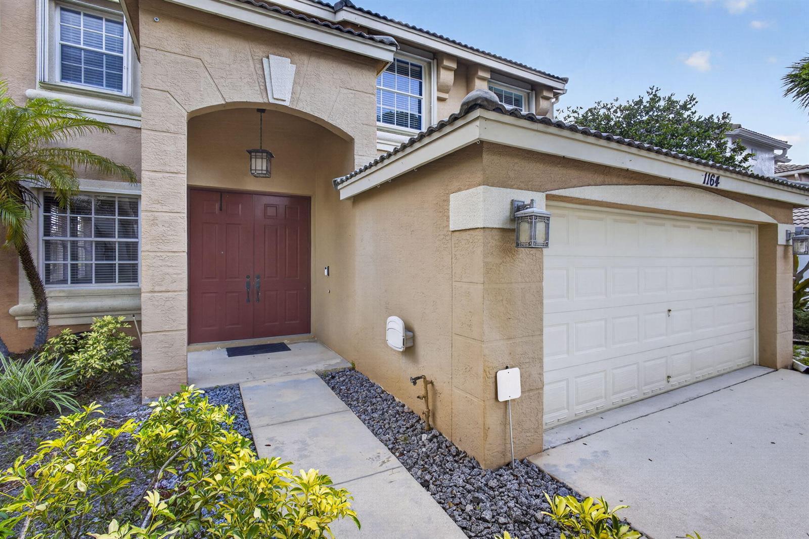 1164 Oakwater Drive, Royal Palm Beach FL 33411 photo 3