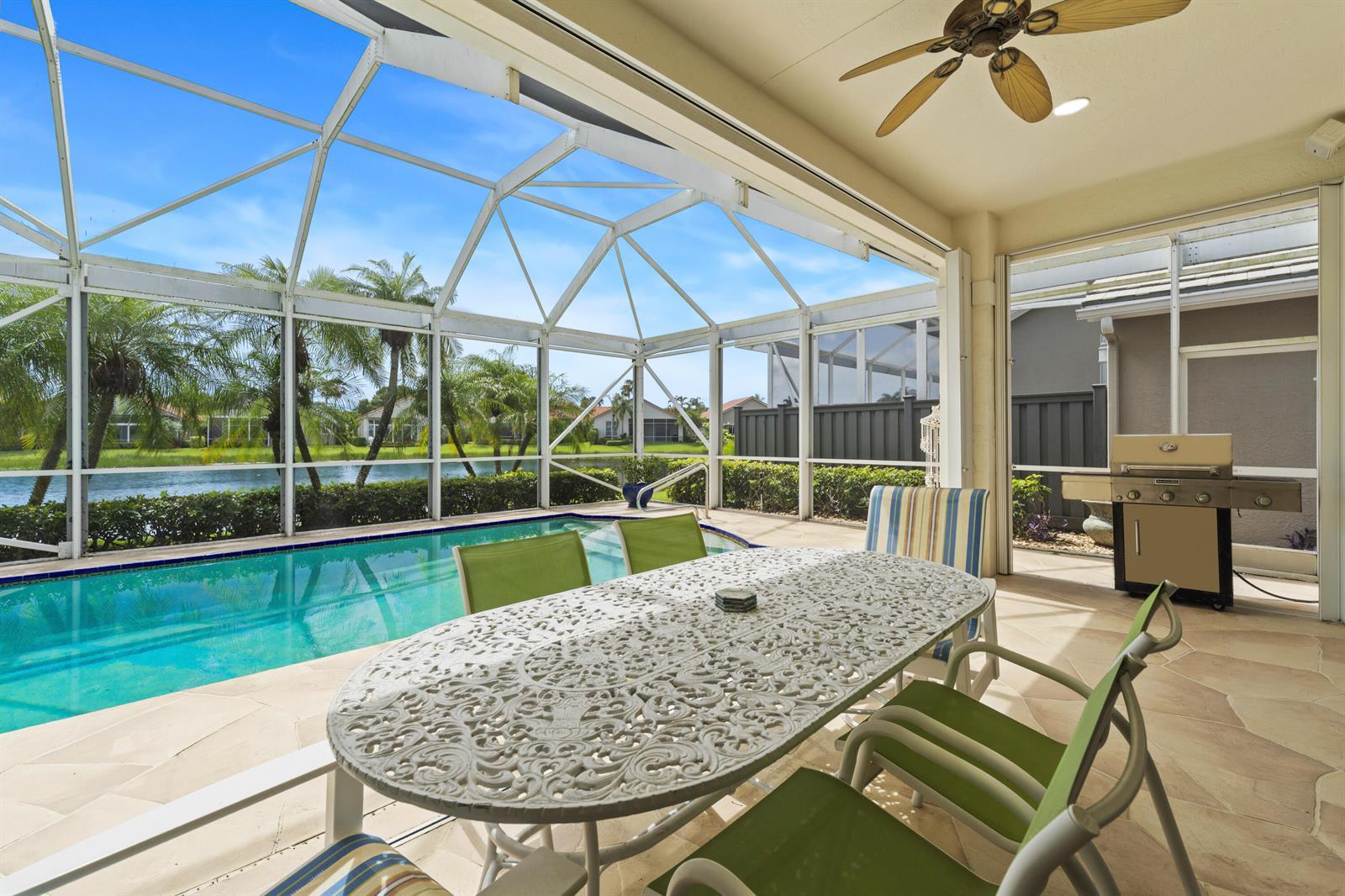 637 Masters Way, Palm Beach Gardens FL 33418 photo 2