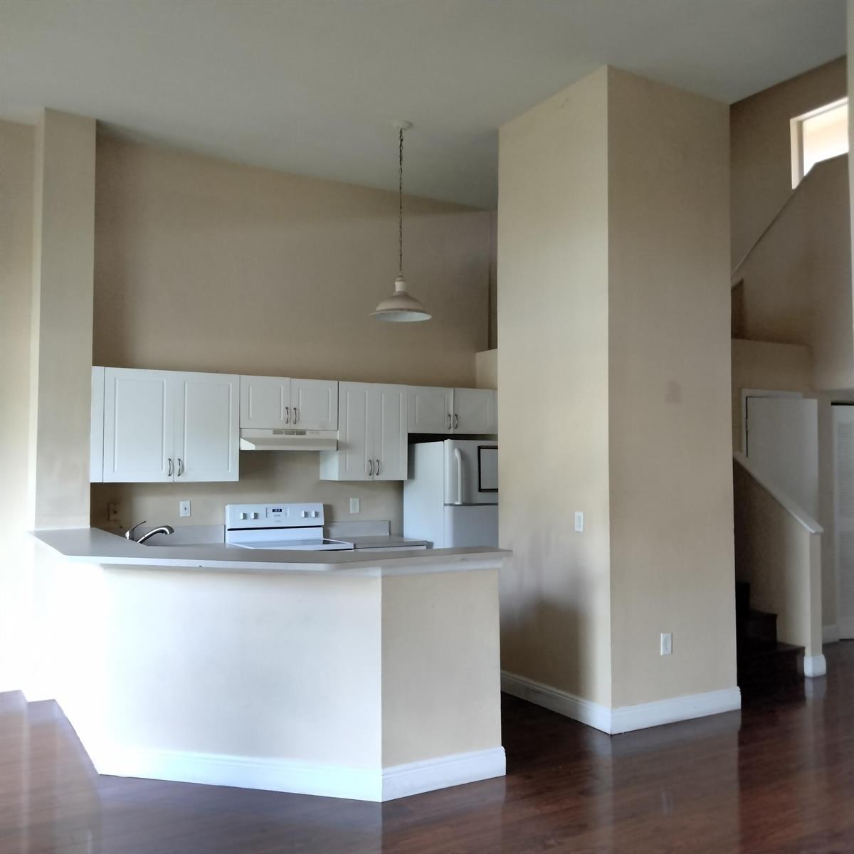 4759 Via Palm Lakes # 305, West Palm Beach FL 33417 photo 2
