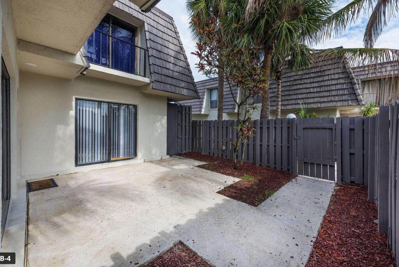 1761 N Congress Avenue, West Palm Beach FL 33401
