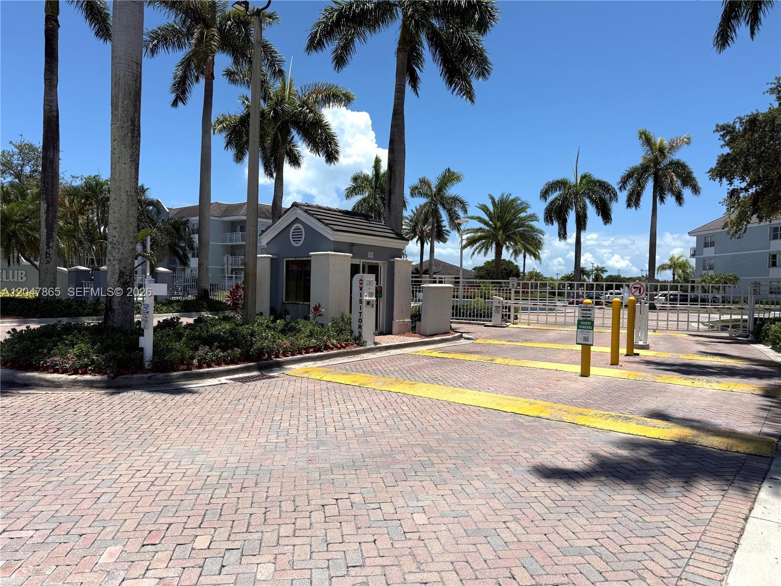 8500 SW 212th St # 106, Cutler Bay FL 33189
